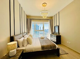 Stylish 1BR in JVC w Pool 6 Mins to Circle Mall