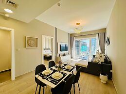Stylish 1BR in JVC w Pool 6 Mins to Circle Mall