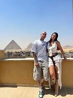 Tiye Pyramids Hotel