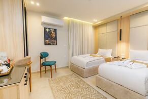 Tiye Pyramids Hotel