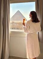 Tiye Pyramids Hotel