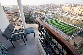 Tiye Pyramids Hotel
