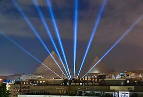 Tiye Pyramids Hotel