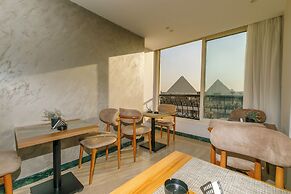 Tiye Pyramids Hotel