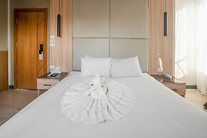 Tiye Pyramids Hotel