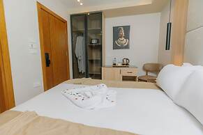 Tiye Pyramids Hotel