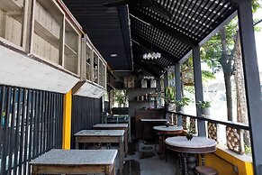 Orange Lodge