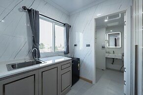 Tj 4711 Residence
