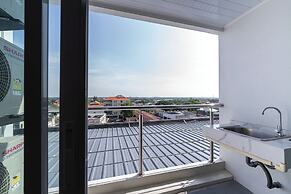 Tj 4711 Residence