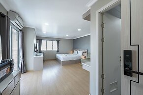 Tj 4711 Residence