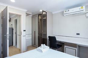 Tj 4711 Residence