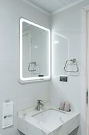 Tj 4711 Residence