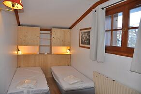 Mountain Retreat for 6 Guests