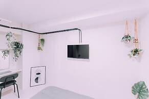 Minimalist Loft 605