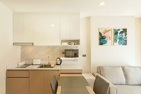 One bedroom Palmetto Condo Karon A 313