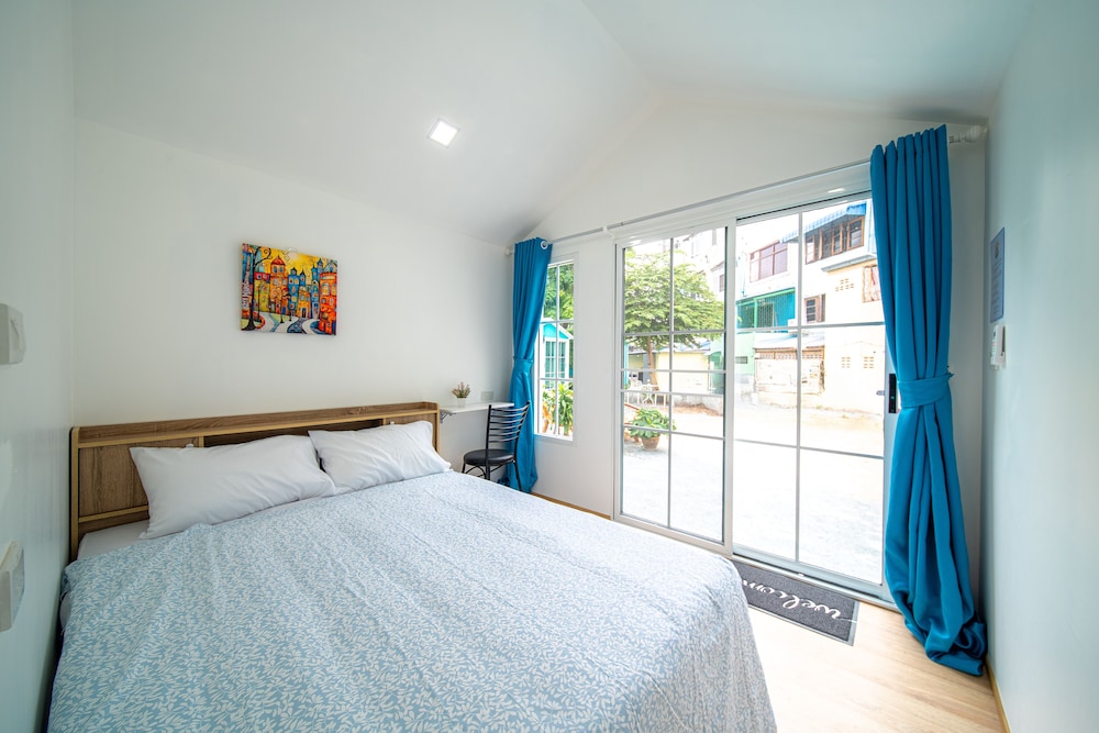 UrbanNest Hostel