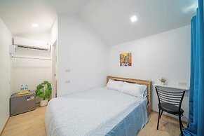 UrbanNest Hostel