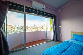 UrbanNest Hostel