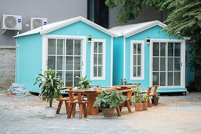 UrbanNest Hostel