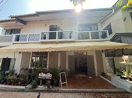 Samailaos Residence