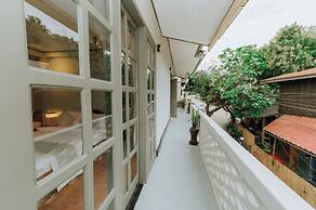 Samailaos Residence