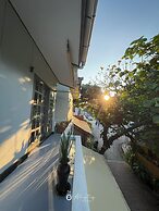Samailaos Residence