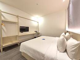 True Blue Menteng Jakarta