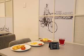 Z Bliss Suites