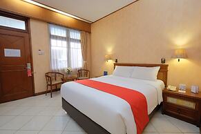 Diamond Hotel Solo