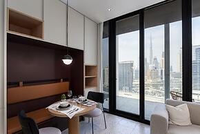 Chic Business Bay Studio Burj View Balcony