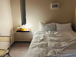 StayDucksan Hotel