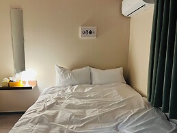 StayDucksan Hotel