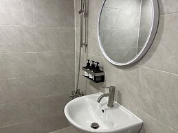 StayDucksan Hotel