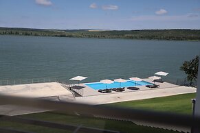 Plein Air Residence & Resort