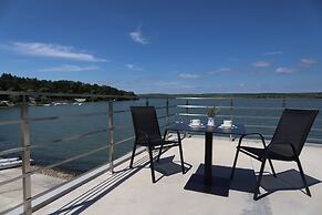 Plein Air Residence & Resort