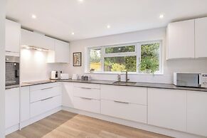 Bluebell House - Sleeps 5 - Garden - Parking