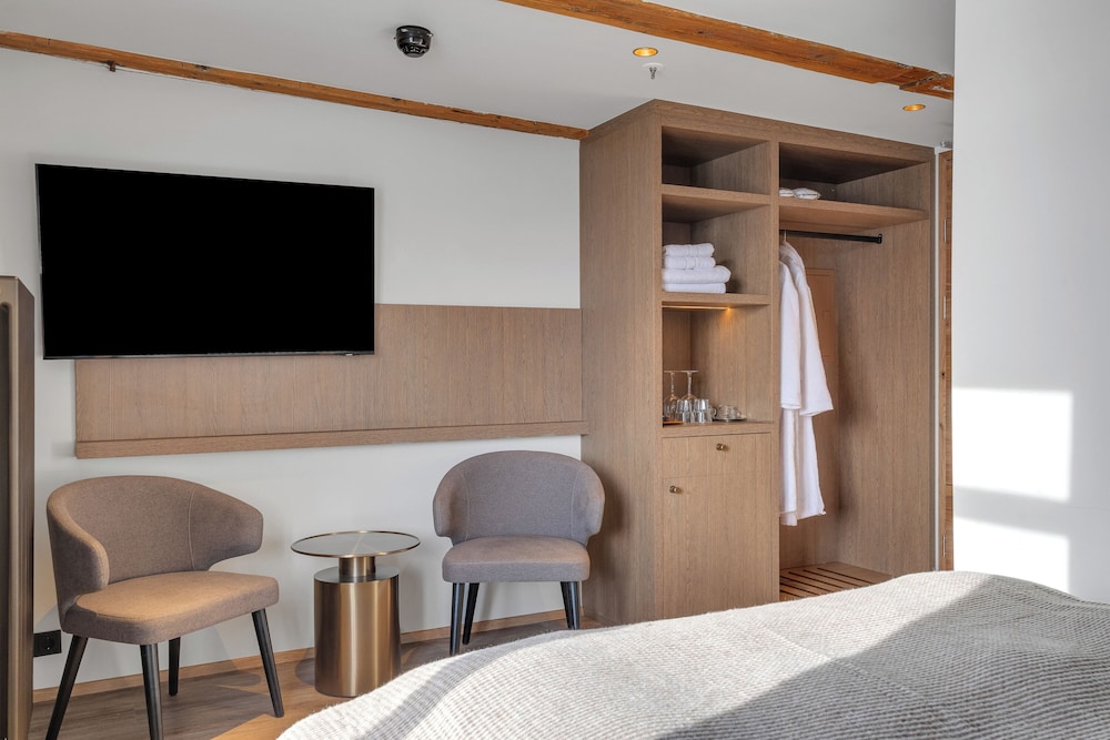 Bryggjan Boutique Hotel