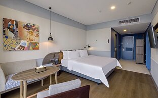 ARTOTEL Hub Simpang Temu