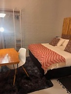 A Stunning Studio Zen