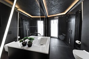 Quorum Apartments