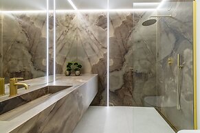 Quorum Apartments