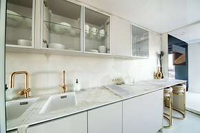 Quorum Apartments
