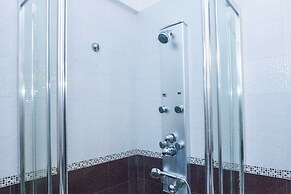 Elegant Spacious 2 Bd Apt in Petralona