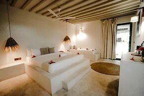 Seconda Stella Boutique