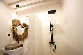 Seconda Stella Boutique