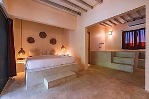 Seconda Stella Boutique
