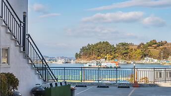 Yeosu Arungeorida Ocean View Pension