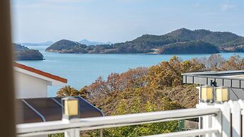 Yeosu Grace Family Pension