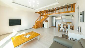 Yeosu Grace Family Pension