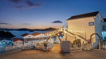 Yeosu Grace Family Pension